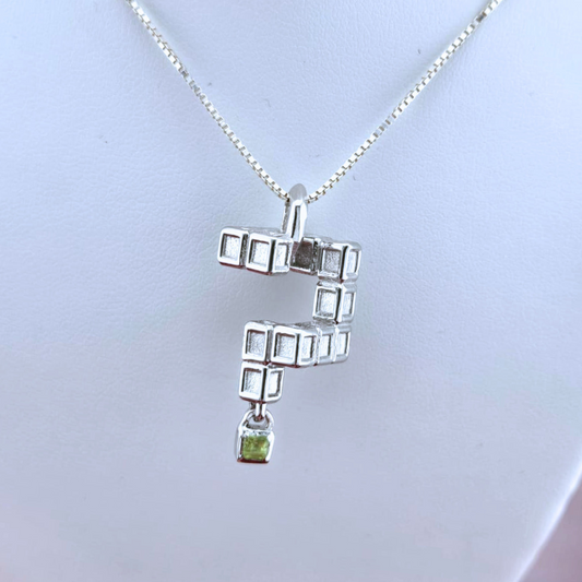 Apex x Catalyst | Silver Question Mark Pendant | Peridot